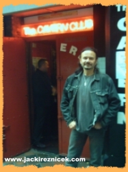 J&auml;cki vor'm Cavern Club in Liverpool